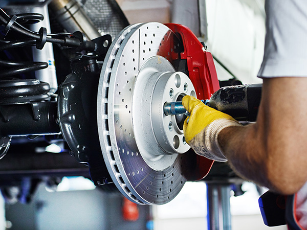 How Professional Brake Maintenance and Repair Keep You Safe on the Road | Elite Auto Repair